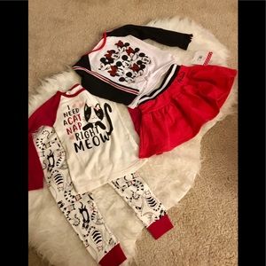 NWT Minnie Mouse outfit plus 1